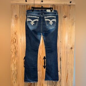 Rock Revival Blue Boot Cut Jeans with Decorative Stitching 32 inseam 32”